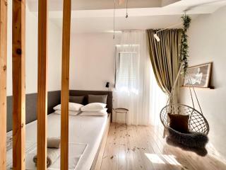 La Laguna Boutique Apartments - Bar - 2