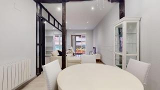 Historic Center Albizuri Residence, Bright, Spacious 3BR Apartment Ideal for Groups - 7