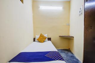 SPOT ON Dear Hotel - Bara Bazar - 0