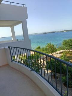 Apartments Lukacic - Tkon - 5
