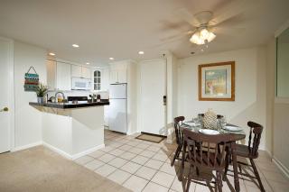 Oceanside Beach Condos - Oceanside - 7