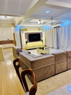 Brand New Luxurious Dreamview Apartment - Dar es Salaam - 6