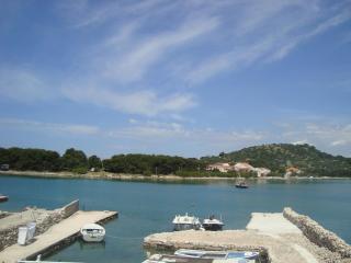 Cvita Apartment - Betina - 3