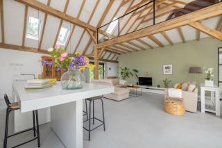 Unieke villa, nabij Amsterdam - - 0