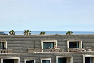 Oceanside Beach Condos - Oceanside - 6