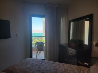נופש אל מול הכינרת - Tiberias - 3