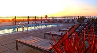 Stylish Modern And Comfy Studio w View Park - Arlington - 5