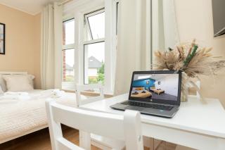 Open Mind Property - Studio for 4 Guests - Parking - Bournemouth - 6