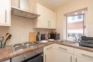 Open Mind Property - Studio for 4 Guests - Parking - Bournemouth - 1