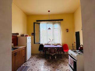 Nina’s Sweet Home - Tiflis - 1