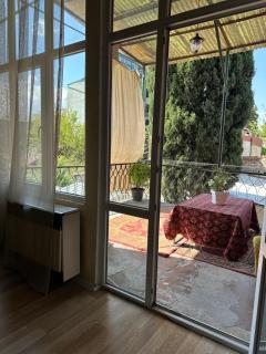 Nina’s Sweet Home - Tiflis - 2