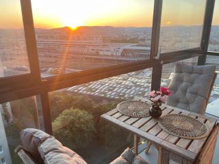 High-rise apartment with sunset - Wien - 0
