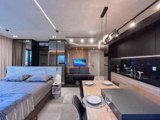 Apartamento Luxuoso no 8º andar - Campo Grande - 7