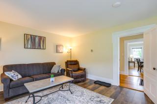 Renovated 1800s Brick Farmhouse in Granville - Granville - 5