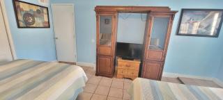 Sparky's Pool House - South Padre Island - 3