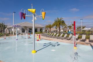 Luxury Resort Home Near Disney & Shopping - 3