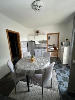 Adriatic Breeze Family Stay - Trogir - 3