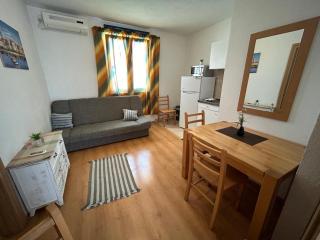 Adriatic Breeze Family Stay - Trogir - 5