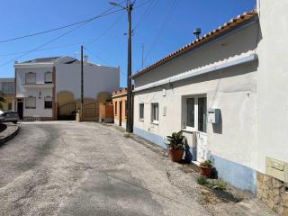 Typical Portuguese Village House next to the Beach - Lourinhã - 7