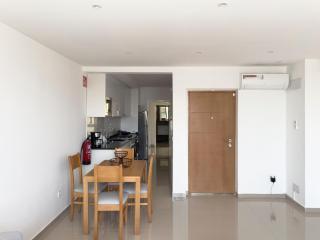 Charming 1BD Apt Plato Pedestrian Street LCGR - 2