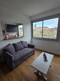 le cocon sarladais, appartement centre ville avec balcon et parking privé - 9