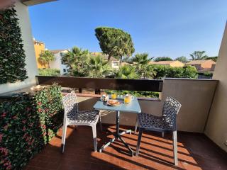 studio cozy "Roseanne" Grau du Roi camargue village- Mer 250m - 0