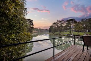 Luxury Lakefront Oasis with Boat Dock-Firepit - McQueeney - 8