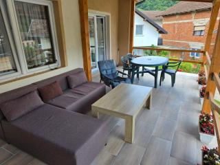 Apartment Sajra - Kulen Vakuf - 9