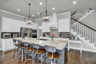 Stunning Luxury Home on Lake LBJ! - Horseshoe Bay - 5