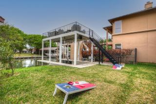 Stunning Luxury Home on Lake LBJ! - Horseshoe Bay - 3