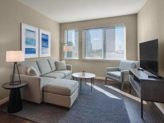 AVE Tampa Riverwalk - 8