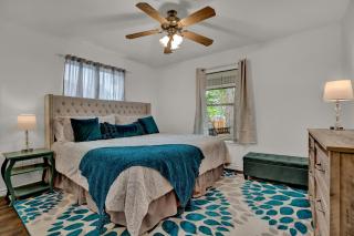 Luxury Haus - GREAT Backyard, Firepit, Bocce Ball! - Fredericksburg - 7