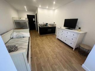 Résidence Verger Des Prats - Joli studio refait a neuf de 4 couchages à Sanary-sur-Mer MAE-2331 - Sanary-sur-Mer - 0