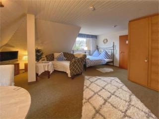Charming Apartment in Weißenbrunn near Forest - Weißenbrunn - 1