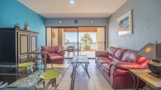 Sun Shine Moments Adorable Oceanfront Condo - 5