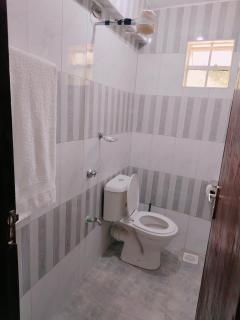Aura Luxe Homes - 3