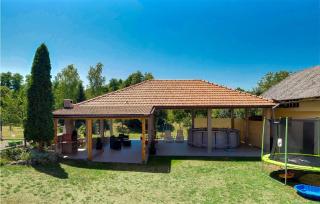 2 Bedroom Lovely Home In Duga Resa - 9