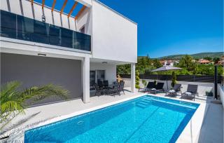 2 Bedroom Lovely Apartment In Obrovac - Obrovac - 4