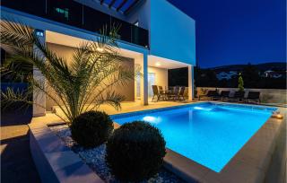 2 Bedroom Lovely Apartment In Obrovac - Obrovac - 5