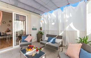 Lovely Apartment In Milna With Wifi - Milna - 4