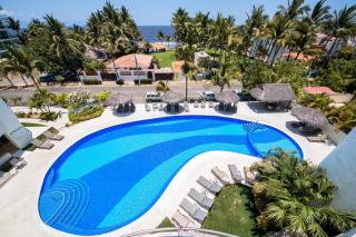 Tropical Beachfront Private Balcony and BBQ Pool - Nuevo Vallarta - 0