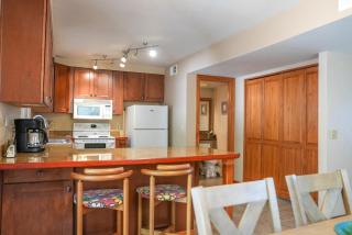 Newly furnished, private backyard, Desert Casita - 9