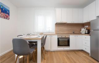 Amazing Apartment In Zadar With Wifi - 6