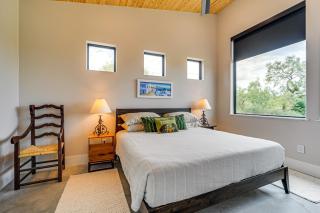 20-Acre Property with Trail Hill Country Hideaway! - 1