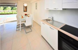Nice Apartment In Turanj With Wifi - 6