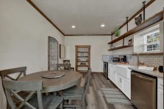 German and Winzing Haus - Fredericksburg - 7