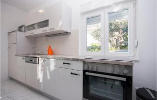Stunning Apartment In Rogoznica - Rogoznica (Rogosnizza) - 6