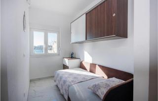 Stunning Apartment In Rogoznica - Rogoznica (Rogosnizza) - 1