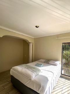 Bugera's Palace - Pretoria - 7