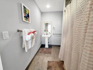 Coral Reef Coast Close 2 BCH - Unit 1 - 4
